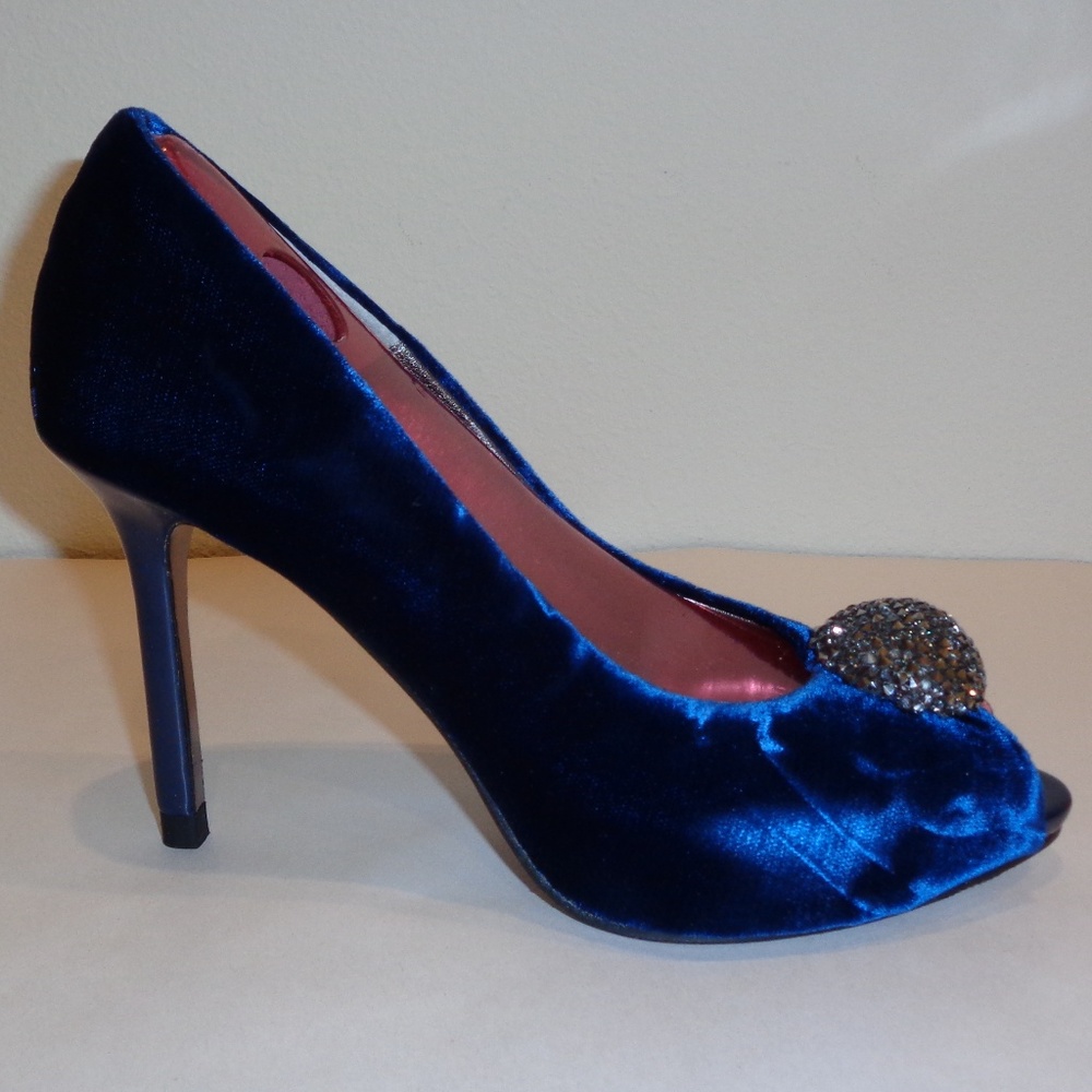 Sacha London PIPPA Navy New Velvet Heels